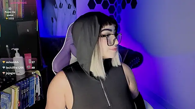 meowboo online show from February 11, 4:58 am