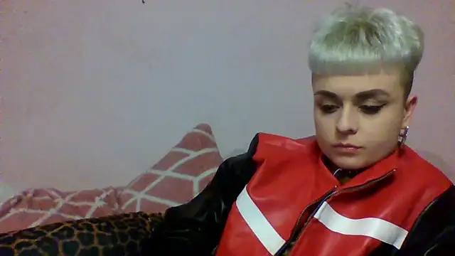 AlisaDear257 online show from February 17, 9:47 pm