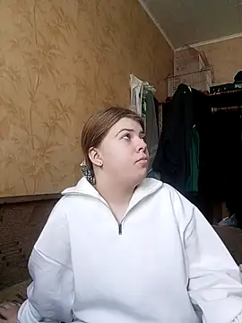 EvaTallor online show from February 11, 5:42 am