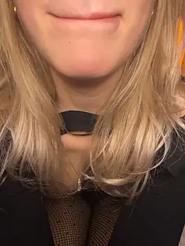 SweetHaileyBailey66 online show from March 7, 11:56 pm