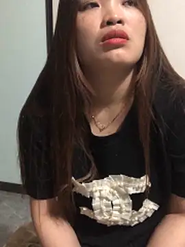 newbaby1 online show from February 24, 1:32 pm