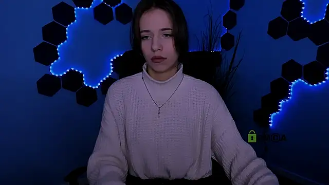 cleo cool online show from February 25, 10:14 am