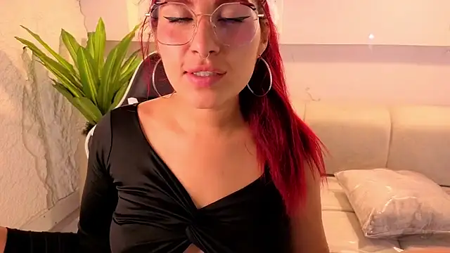 emily  tp online show from February 19, 5:56 pm