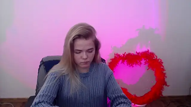 FoxiLana online show from February 27, 9:09 am