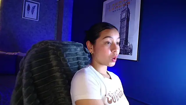 SophyAdams online show from February 25, 7:23 pm