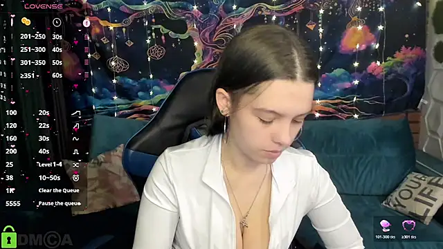 TanaMoonly online show from February 23, 1:54 pm