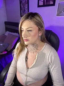 Eliee Roth online show from February 28, 3:39 am