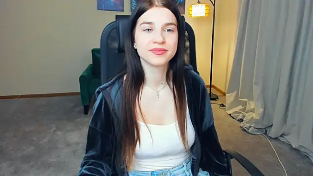 ThanhTines online show from February 24, 12:37 pm