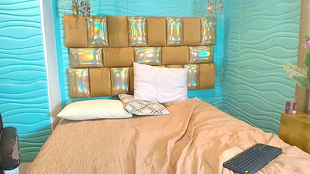 nebula roja online show from February 28, 4:50 pm