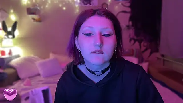 VelvetLiquorrr online show from February 24, 4:11 am