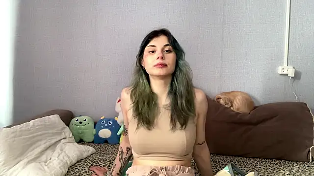 Emmibrilson online show from February 24, 9:08 am