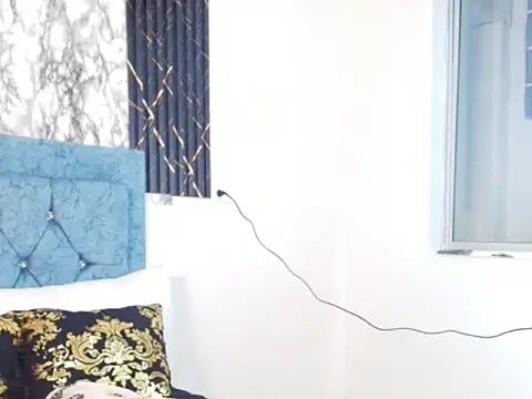 Jazminsweet 4 online show from February 22, 1:56 pm