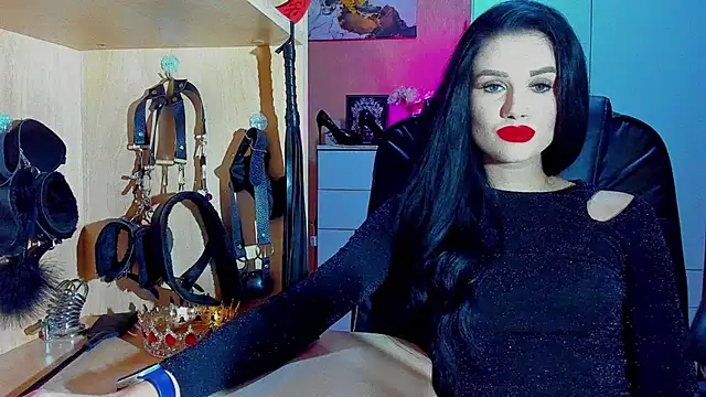 Snapshot of KristiTopxx chatting on October 22, 8:25 pm KristiTopxx online show from October 22, 8:25 pm