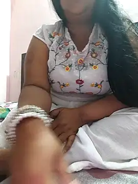 Moonae online show from March 2, 12:23 pm