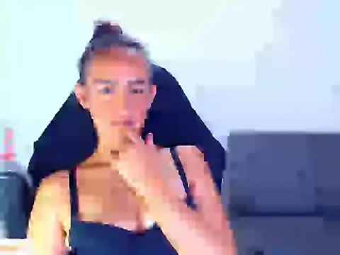 dreamgirlxxx1 online show from March 3, 6:14 pm