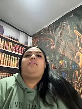 NathashaDreams online show from February 25, 10:36 am