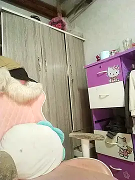 Ivy Trix2 online show from February 27, 4:29 pm