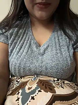 Malluqueen online show from February 28, 8:30 pm