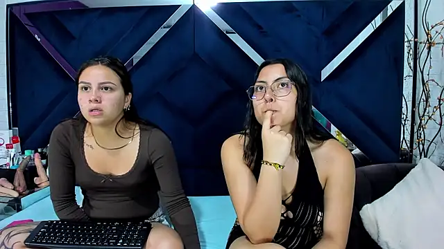 Thepinkempire online show from March 1, 12:38 pm