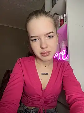 KayShaw online show from March 4, 6:09 am