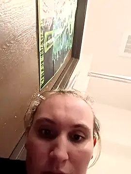 luckilyfound3 online show from March 6, 3:45 am