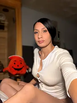 Snapshot of FerrariFrench chatting on October 22, 6:40 am FerrariFrench online show from October 22, 6:40 am