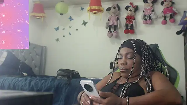 hotbrunettecasandra online show from October 2, 12:15 am