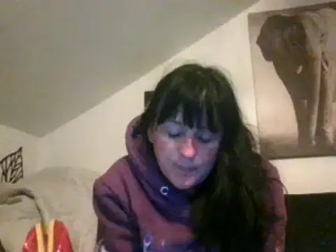 Snapshot of sexujuly88 chatting on October 13, 9:17 pm sexujuly88 online show from October 13, 9:17 pm