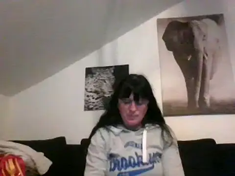 Snapshot of sexujuly88 chatting on September 17, 9:35 pm sexujuly88 online show from September 17, 9:35 pm