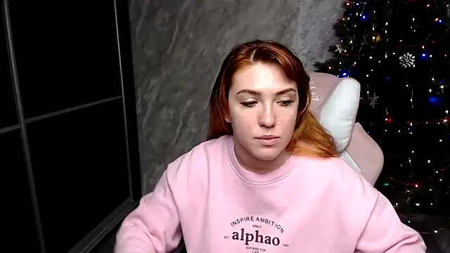 Reginasmilee online show from December 17, 9:13 am