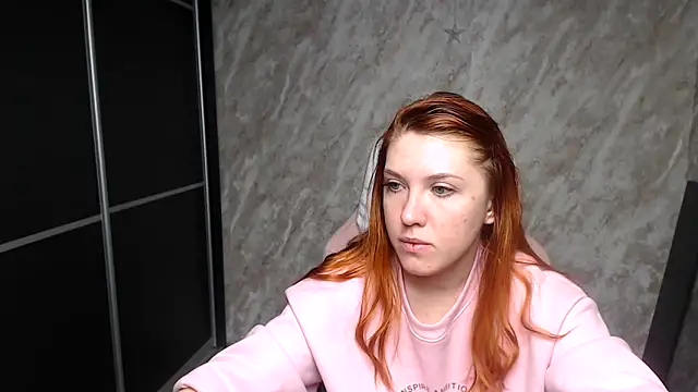 Reginasmilee online show from February 9, 12:46 am