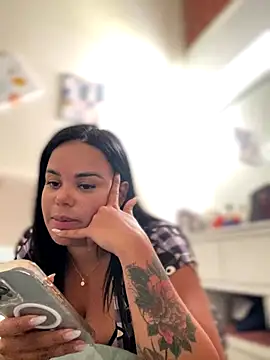 AliceStarshine online show from November 18, 6:09 pm