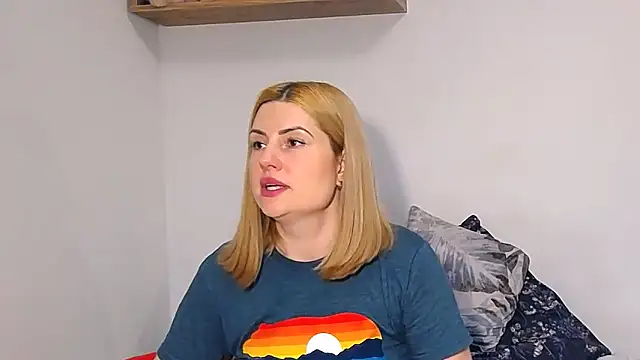 alisenties online show from February 15, 3:22 pm