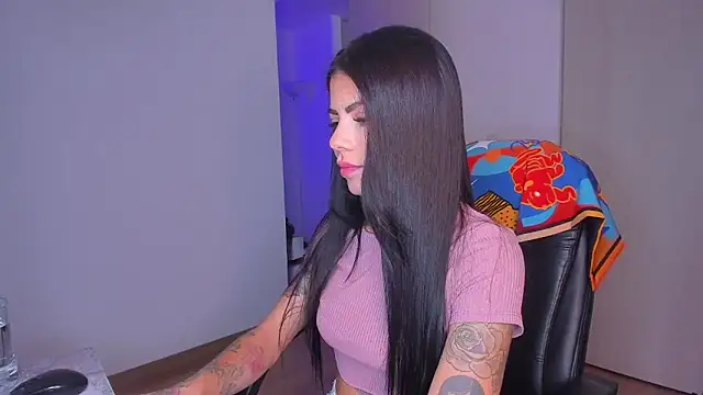 Lisegg  online show from October 3, 1:05 pm