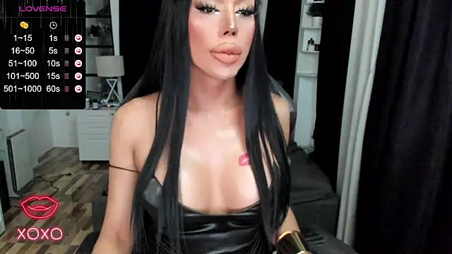 Forever MissCandace online show from September 12, 6:59 pm