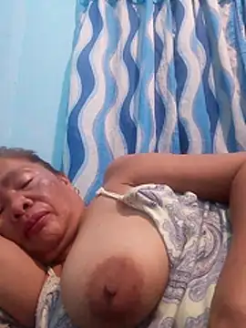 sexylizzy4u online show from December 18, 9:41 pm