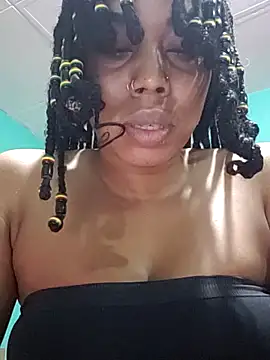 Snapshot of HONEYSWEETS_LIVE chatting on October 22, 4:39 am HONEYSWEETS LIVE online show from October 22, 4:39 am