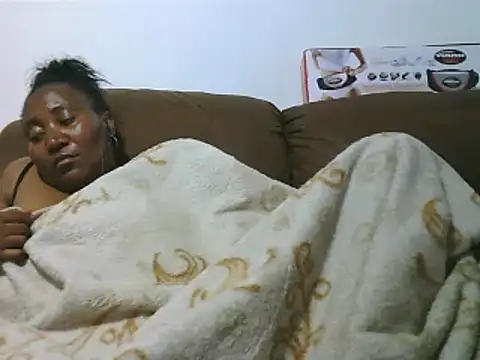 ebonytitts4u online show from October 6, 6:45 pm