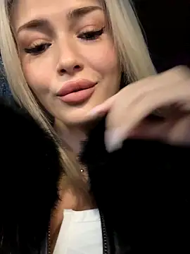 lissababe1 online show from November 2, 3:37 pm