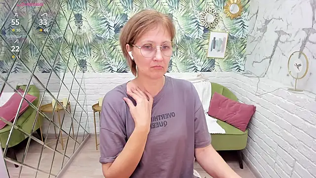 Paris Cherry online show from December 4, 7:36 pm