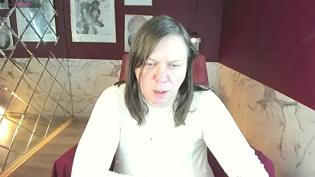 KellyPerfection online show from December 20, 1:15 pm