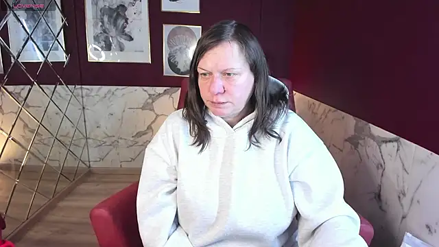 KellyPerfection online show from February 4, 5:21 am