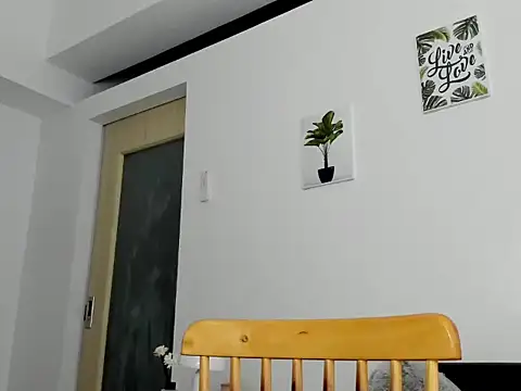 Snapshot of hottycrishina chatting on October 6, 8:31 am hottycrishina online show from October 6, 8:31 am