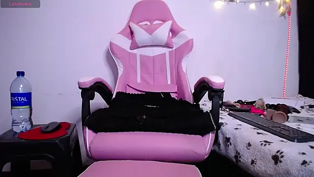 Jessi Evans online show from September 22, 10:08 pm