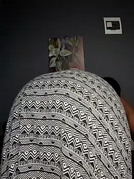 SWEETDOLLY29XX online show from December 5, 7:59 pm