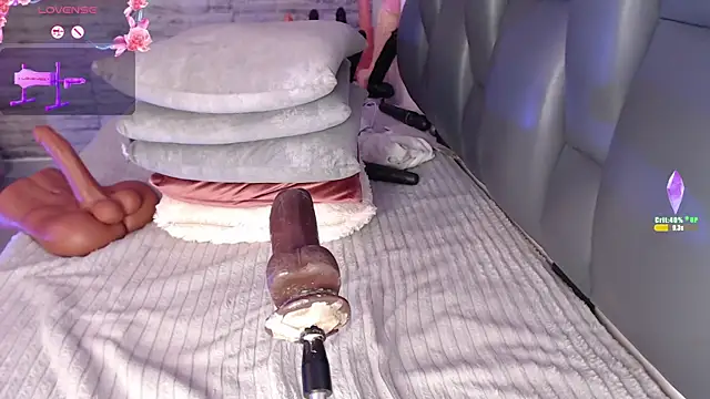 TinnaCobb online show from February 28, 2:38 pm