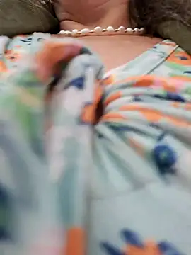 Snapshot of emma_tour chatting on October 4, 7:07 pm emma tour online show from October 4, 7:07 pm