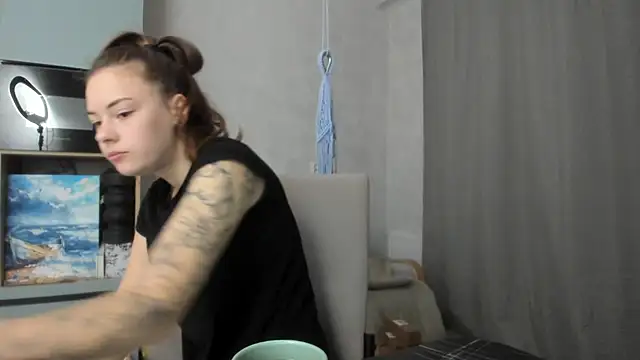 why again me online show from November 21, 3:47 pm