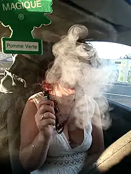 jennylovence online show from September 18, 6:01 am