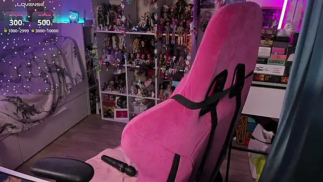 ChloeKohaku online show from December 22, 7:00 am